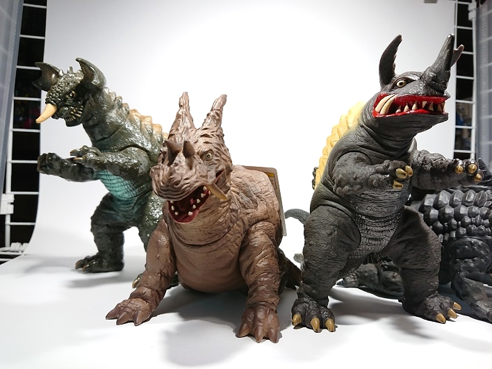 ウルトラ大怪獣シリーズ5000が到着！（パゴス） - 大怪獣バトル