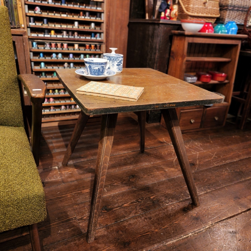 昭和レトロ シャープの木製回転式テレビ台 - [Sold Out]過去の販売商品