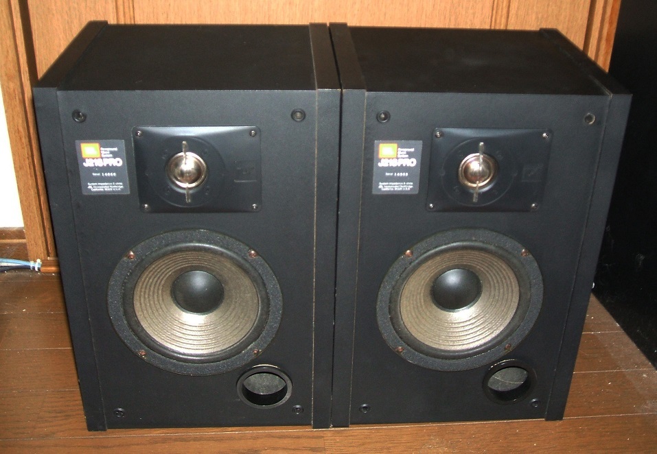 脅威の音！レストア重低音ハイスペックコンパクトスピーカーJBL J-216PRO