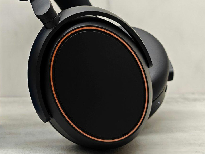 ゼンハイザー MOMENTUM 4 Wireless ブラックコッパー Amazon.co.jp