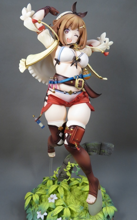 フィギュアレビュー あみあみ×AMAKUNI ライザのアトリエ ～常闇の女王