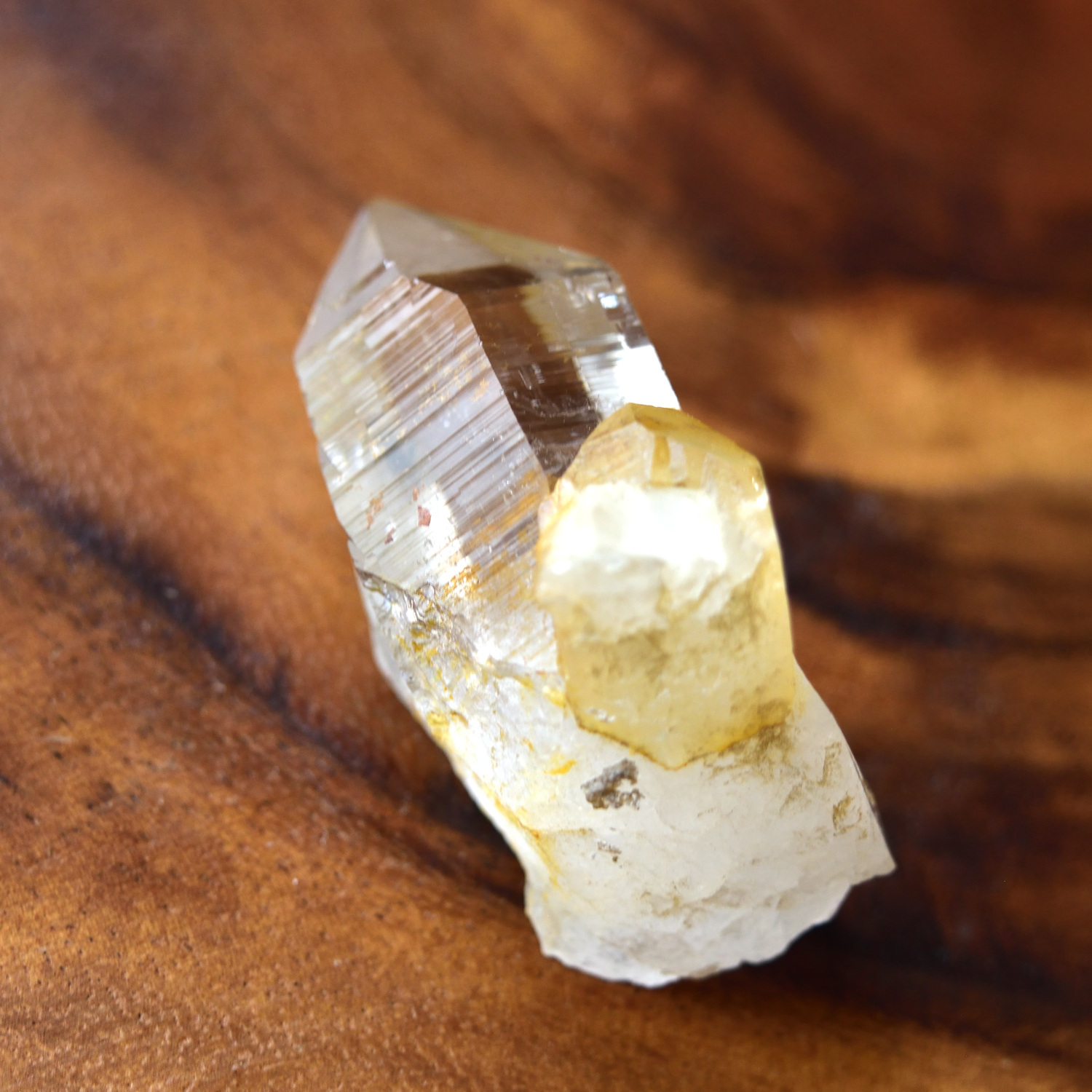 ヒマラヤ水晶 リモナイト・イン・クォーツ イシス パキスタン