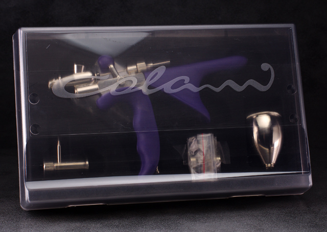 エアブラシ コラーニ - ガンプラの山を崩せ