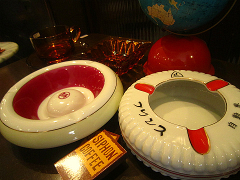 昭和レトロな灰皿 - [Sold Out]過去の販売商品