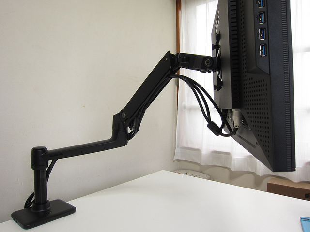 HP シングルモニターアーム』 レビュー ～Ergotron製の高性能アーム