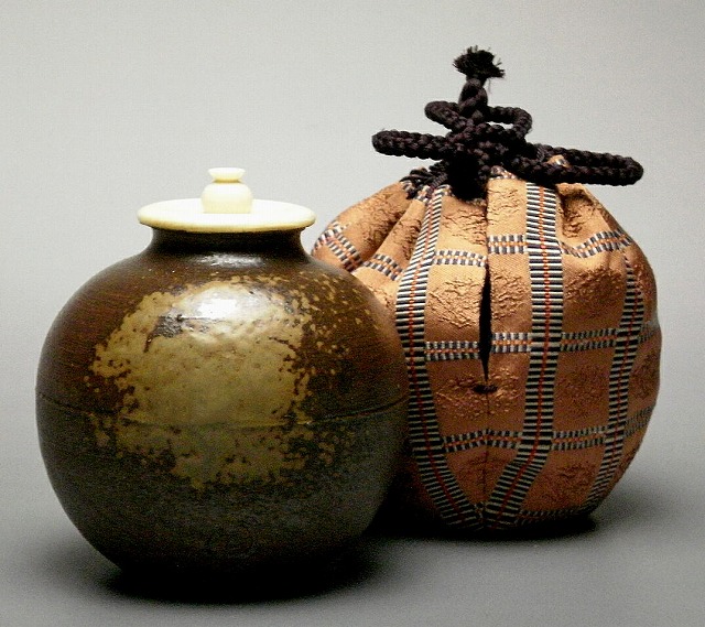 茶道具 備前焼文琳茶入 木村陶峰作 備前火襷焼 文琳茶入 木村陶峰 作