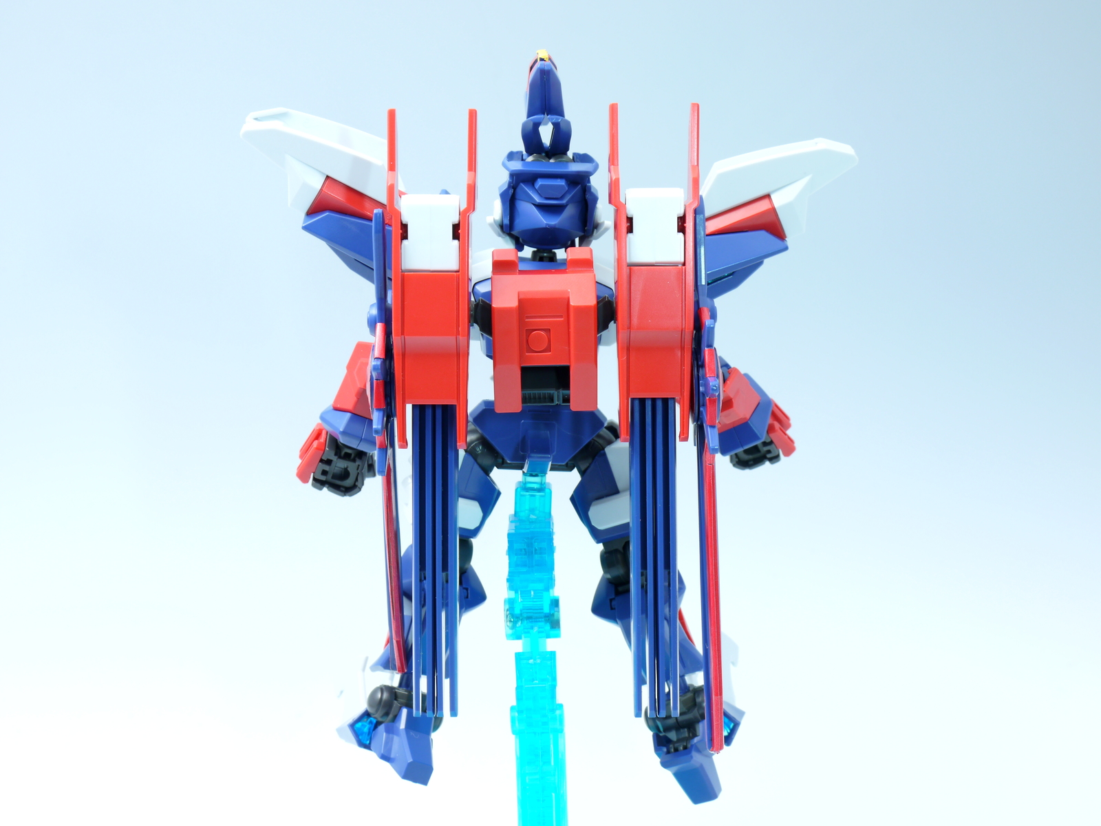 ダンボール戦機 「LBX ディ・レギウディア」 レビュー - 四方山道楽