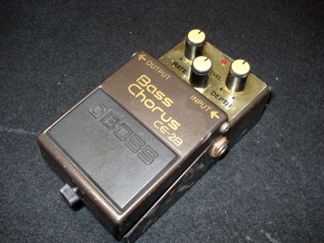 BOSS CE-2Bのモディファイ | Studio GREAM (スタジオ グリーム)
