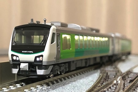 JR東日本 HB-E300系 「リゾートビューふるさと」 - Neko Transport Museum
