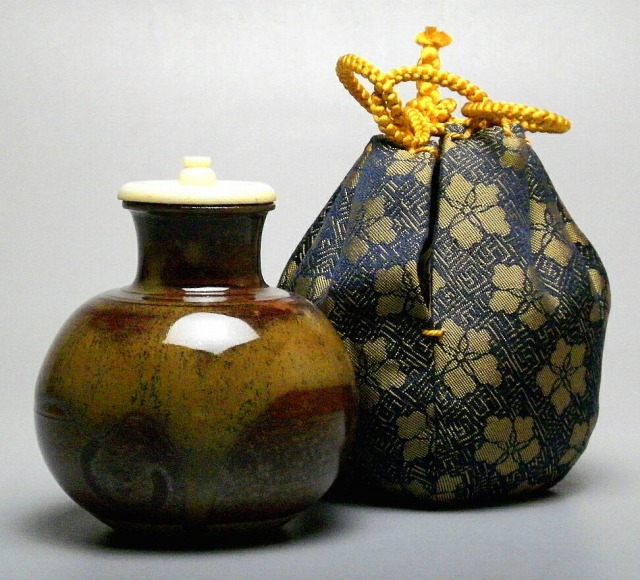 茶道具】龍喜窯 大名物 利休丸壺写茶入 （共箱）○ 茶道具】龍喜窯 大