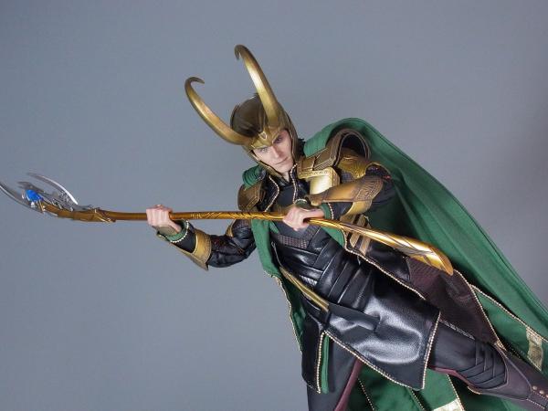 ホットトイズ アベンジャーズ ロキ レビュー | ヒーローフィギュアを