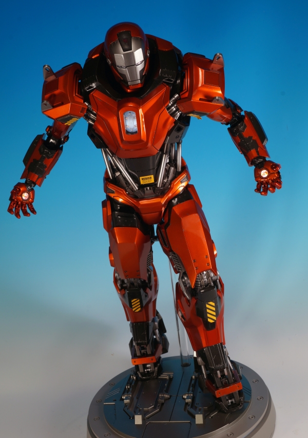 ホットトイズ 1/6 アイアンマンマーク36ピースメーカー ムービー