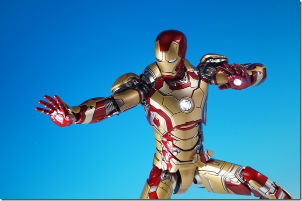 ホットトイズ DIECAST アイアンマン3 アイアンマンマーク42 レビュー