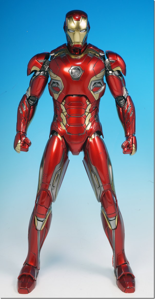 ホットトイズ DIECAST アイアンマンマーク45 （アベンジャーズ・エイジ