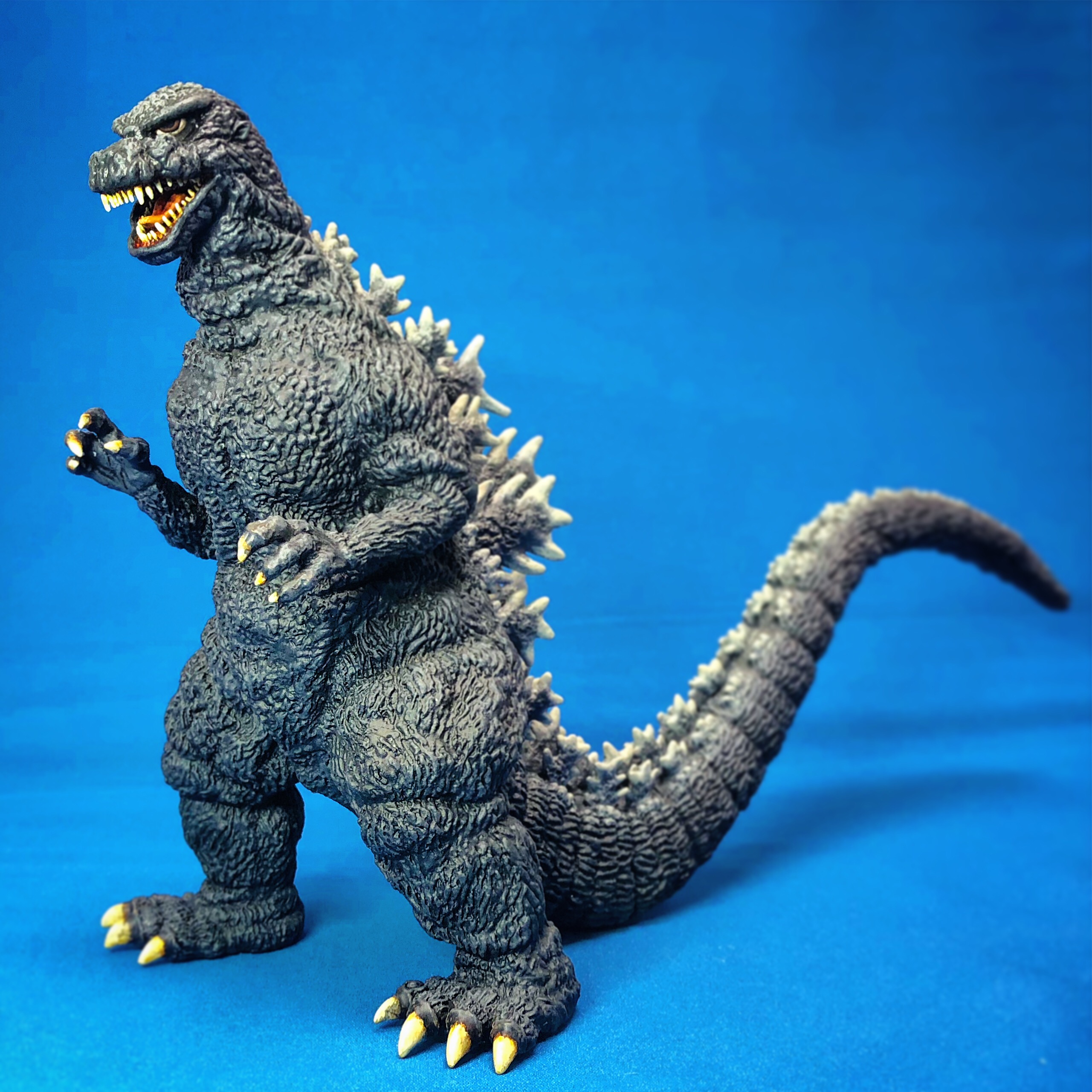 海洋堂 ゴジラ（1984）1/400ミドルサイズソフビキット 塗装完成品