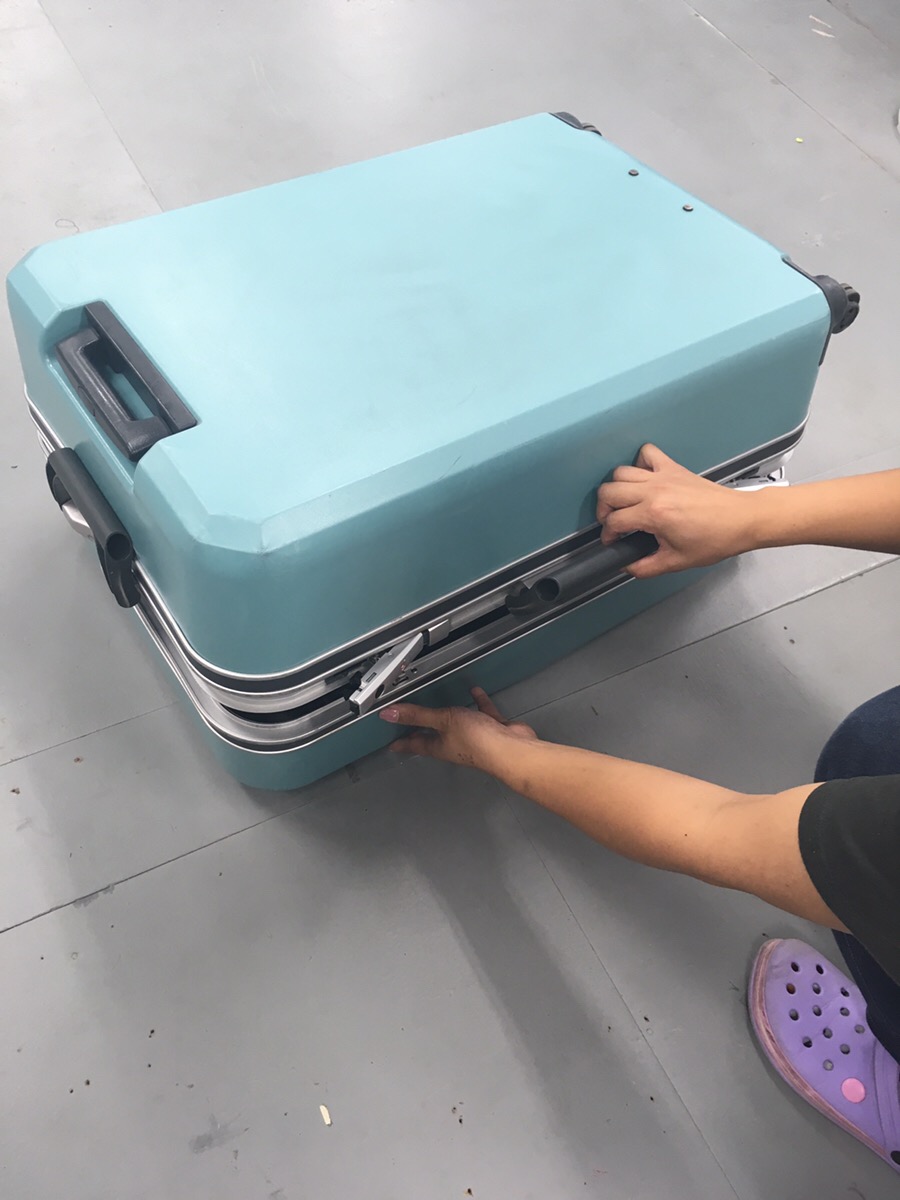 スーツケースの鍵(TSA含む)が開かない時の解決策 | スーツケースの