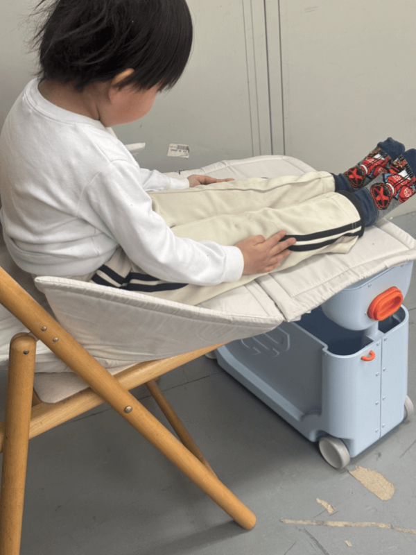 ストッケ ジェットキッズを徹底レビュー！飛行機や新幹線の移動時に