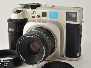 Mamiya New Mamiya 6／6×6判の中判カメラとして最上の選択肢サンライズ