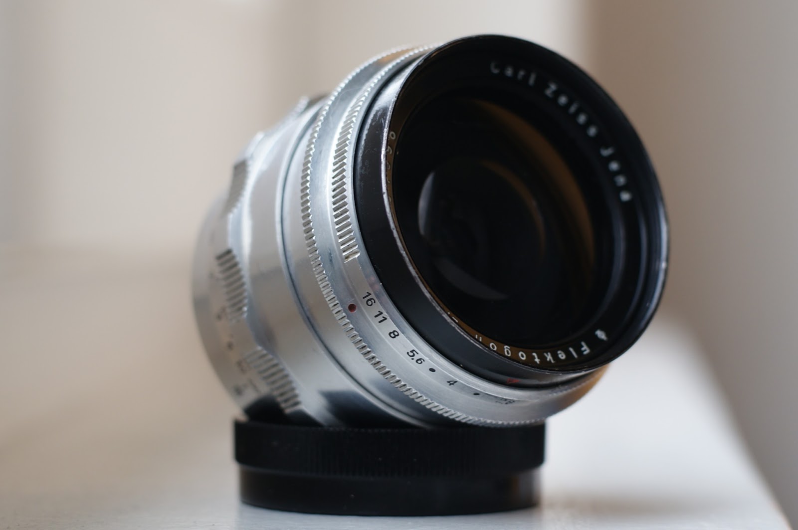 Carl Zeiss Jena Flektogon 35mm f2.8 Silver M42