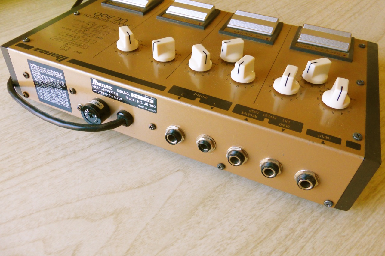 Maxon UE 300 マルチエフェクター 【ヴィンテージ 艶あり TS-9】 Maxon