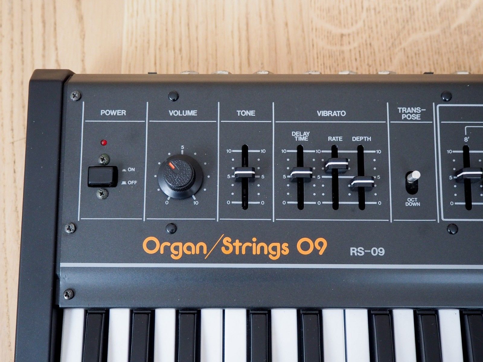 MATRIXSYNTH: 1980s Roland RS-09 Vintage Analog Synthesizer Organ