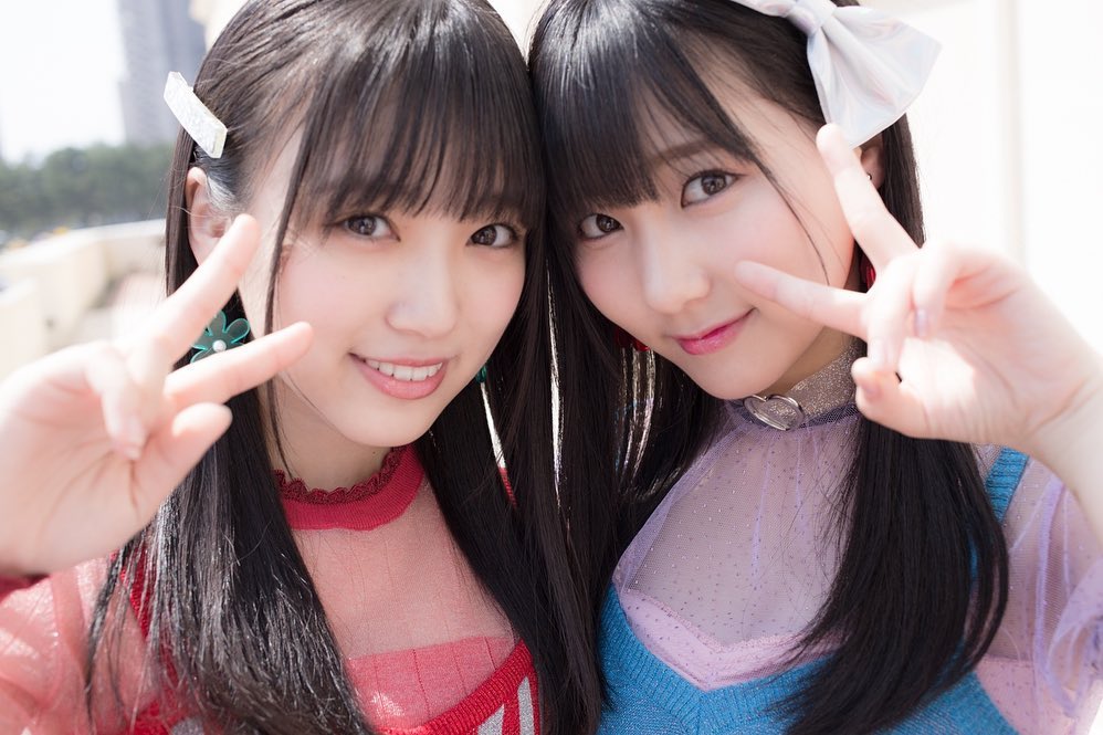 IZ*ONE-宮脇咲良・矢吹奈子 HKT48-田中美久 3ショット生写真