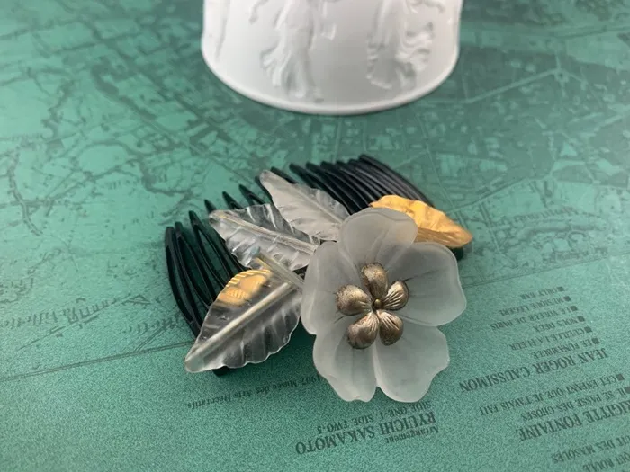 ヨーロッパ・アメリカで出会ったヴィンテージ かんざし・髪飾り | Blue