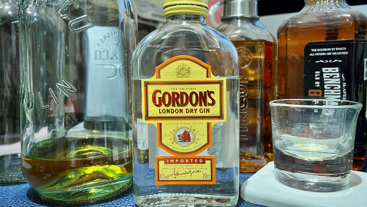 Gordons-London-Dry-Gin.jpeg