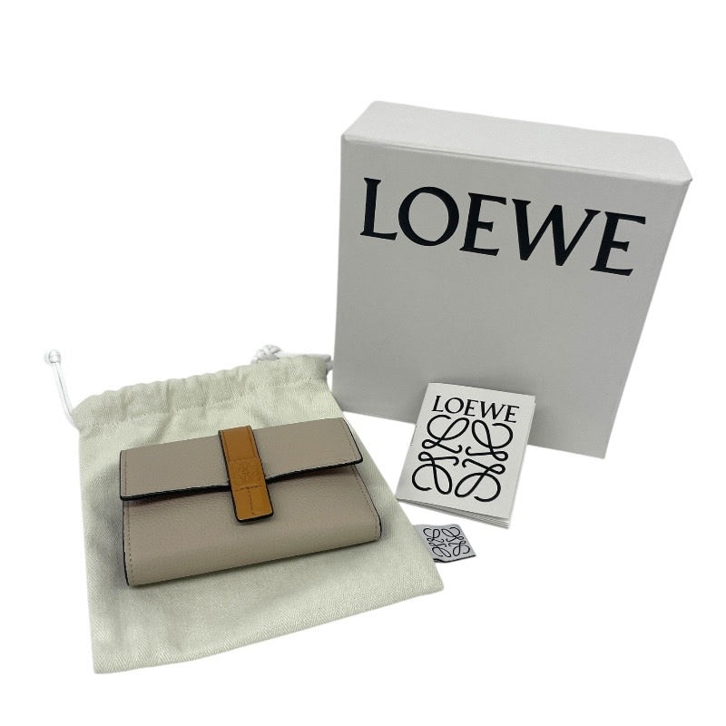 LOEWE グレー 三つ折り財布 LOEWE グレー 三つ折り財布 ロエベ