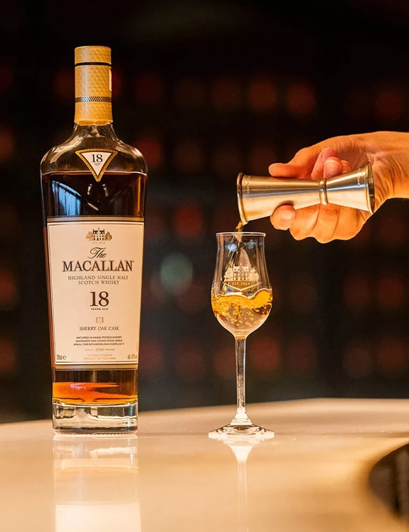 G& MSpeymalt Macallan Distillery 700ml The Macallan Distillery