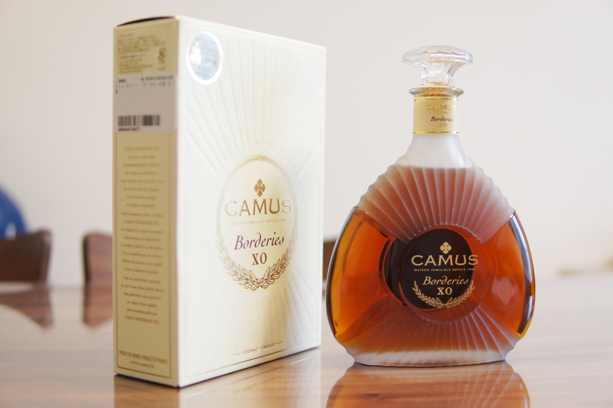 3本 カミュ XO ロングネック セール中 コニャック 700ml ブランデー