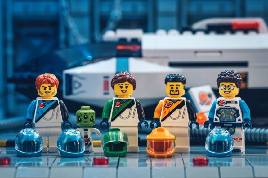 Photo Review: 60446 Modular Galactic Spaceship - BrickCentral