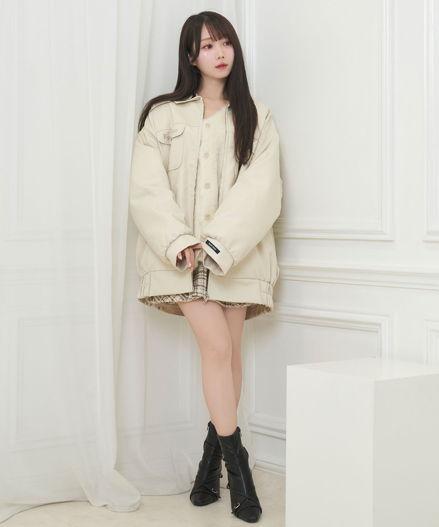 fake leather outer – BUNNY APARTMENT