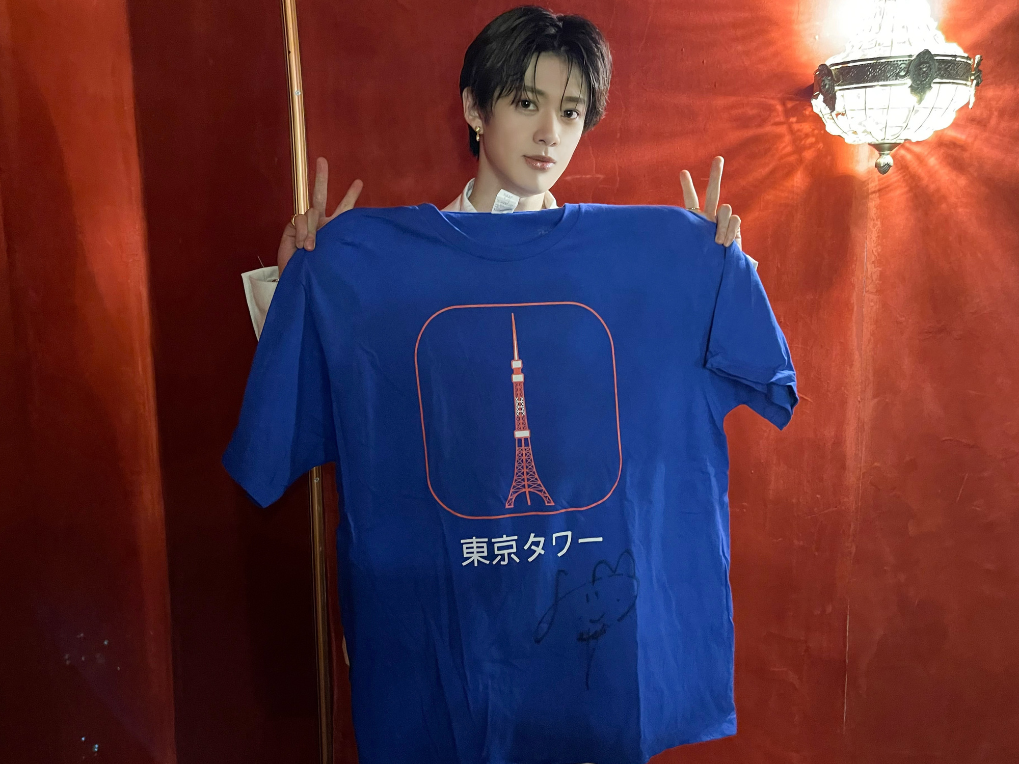 メンバー直筆サイン入り「ご当地Tシャツ」プレゼント！ | BUDDiiS