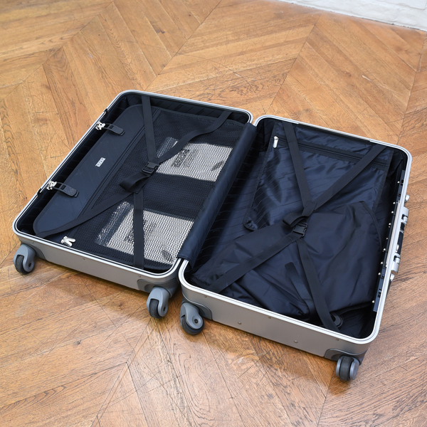 ゼロハリバートンキャリーケース2輪 TSAロック付き車輪交換済