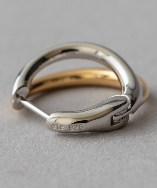 ダブルライン バイカラー ハグピアス（ピアス（両耳用））｜ete（エテ