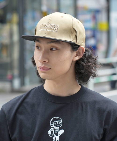 HOMETOWN Snap Back CAP with Sunglass HolderS/スラッシャーユニ
