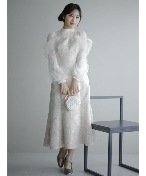 dazzlin（ダズリン）の「シアーベールセミフレアワンピース