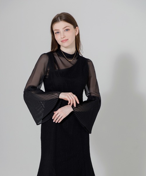 Leja（レジャ）の「【LEJA】ハイネックレース刺繍長袖パフスリーブ