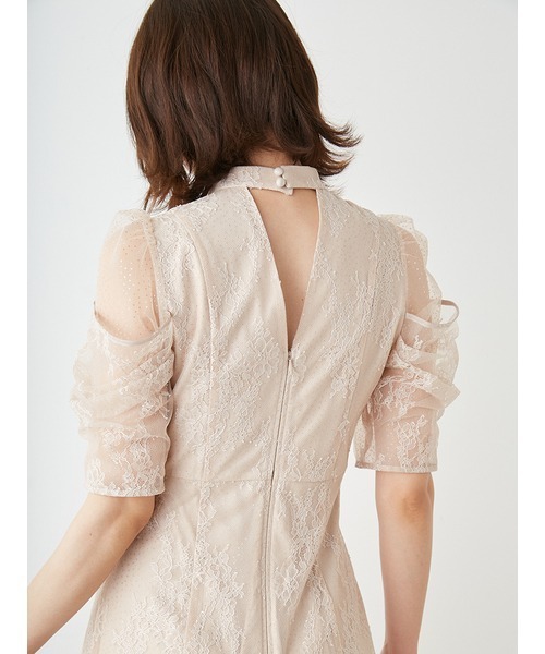 SNIDEL（スナイデル）の「デザインスリーブレースドレス（ワンピース