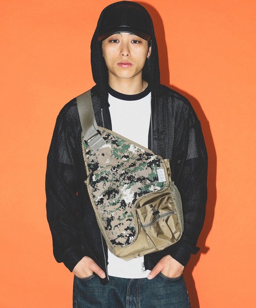 XS BAGGAGE × BEAMS / 別注 BodyBag（ボディバッグ/ウエストポーチ