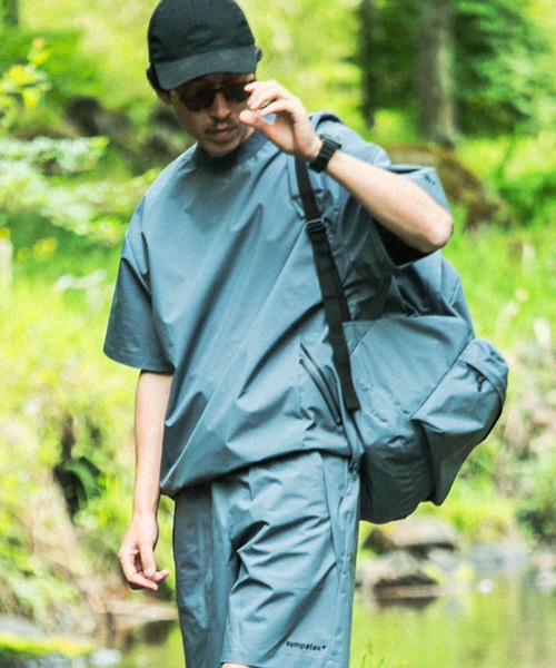 UNIQ ユニク スンヨン着用 Tシャツ UNIQ ユニク スンヨン着用 Tシャツ