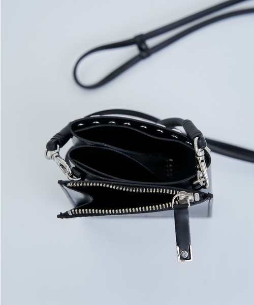 TOGA（トーガ）の「【TOGA TOO/トーガトゥ】Leather shoulder wallet