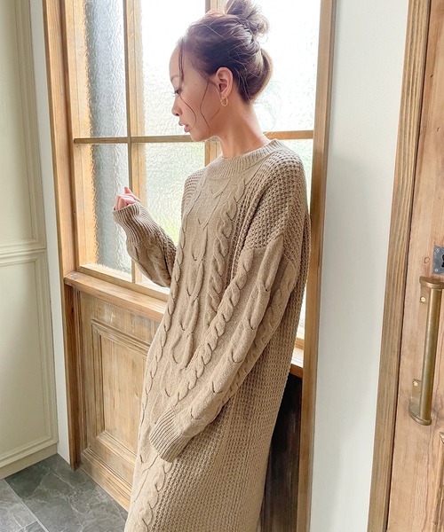 JUNOAH（ジュノア）の「ケーブル編みニットワンピース（ワンピース