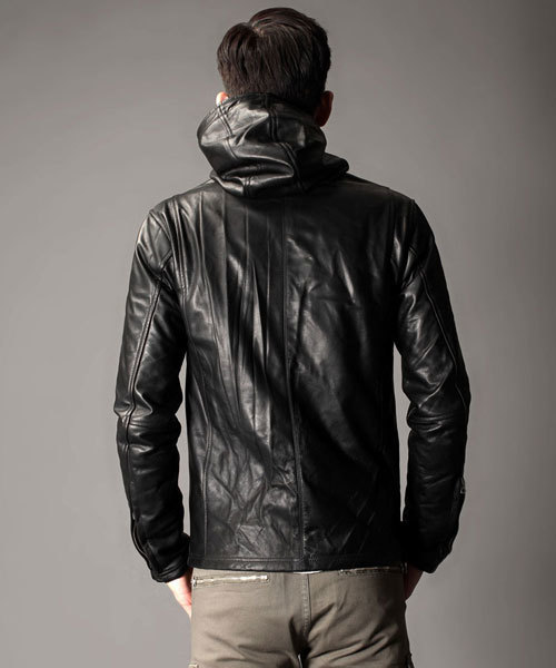 NANO universe（ナノユニバース）の「Shama（シャマ）/ 別注レザー