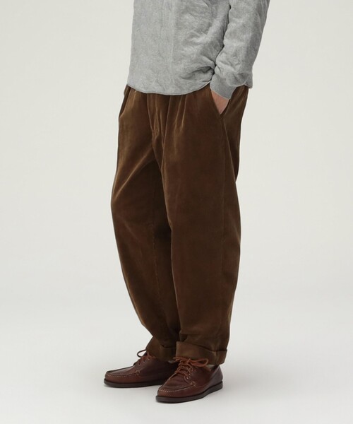 BEAMS PLUS / 2プリーツ コーデュロイ トラウザーズ（その他パンツ