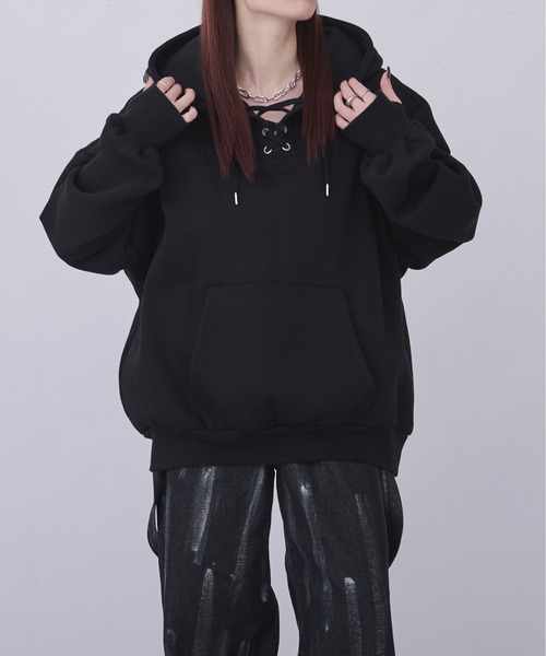 レースアップフーディ/サムホール付き（パーカー）｜Ellno Loset