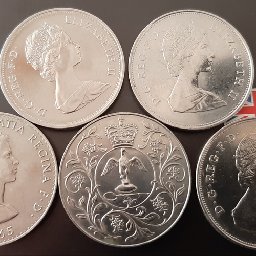 エリザベス女王の5種類セント 英国 イギリス ブリティッシュ クラウン