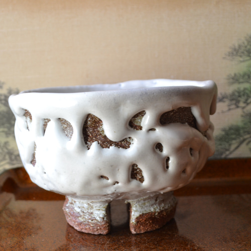 再入荷！】 鬼萩割高台抹茶茶碗 かいらぎ ＊茶碗 ☆萩焼き 桐箱入り