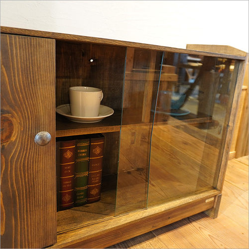 書斎 アンティーク家具 木製ガラス扉付きキャビネット Amazon｜木製